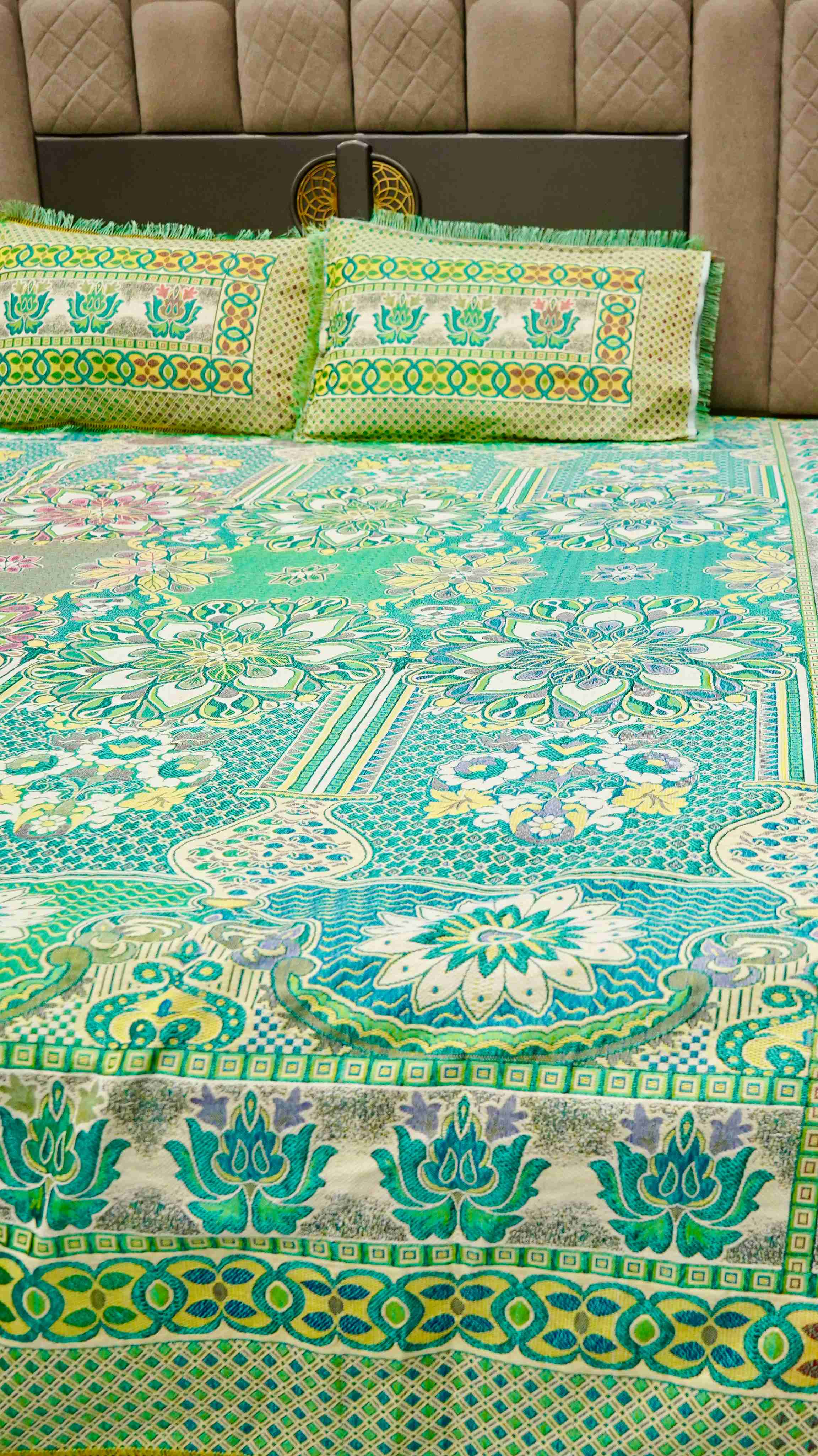 Traditional Multani 3pc Khadar Bed Sheet