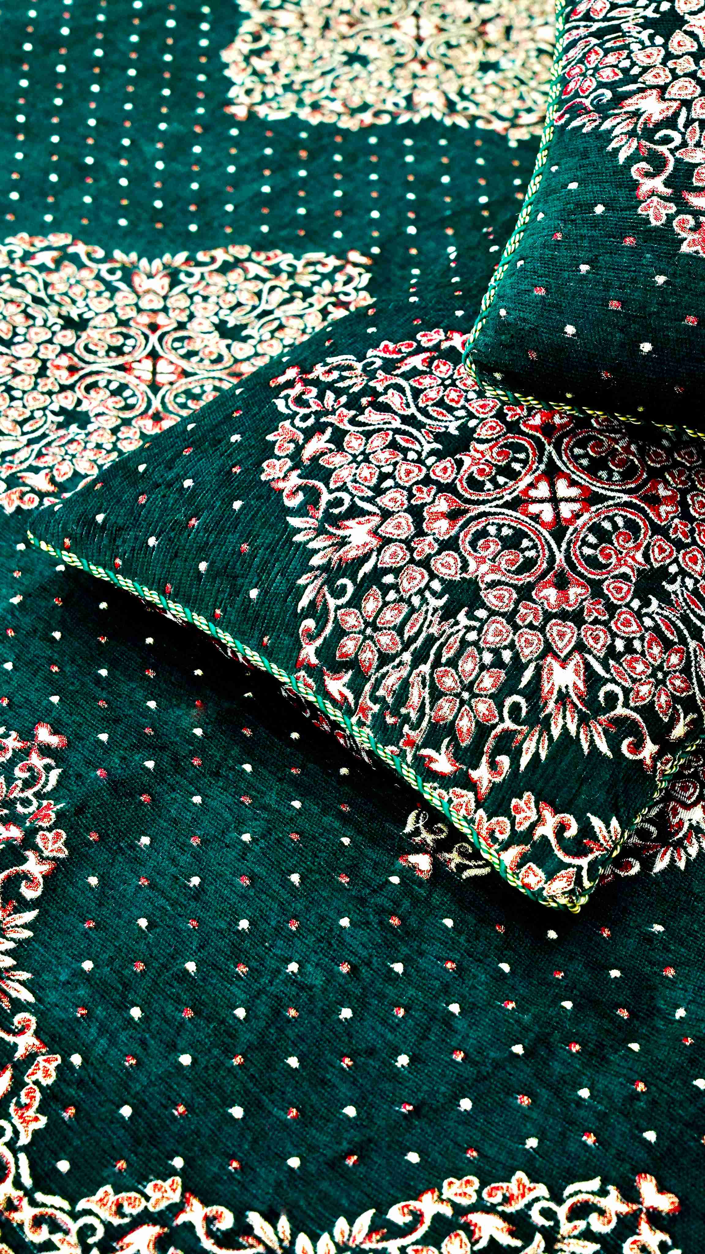 King Size 4pcs Bridal Velvet Bed Sheet