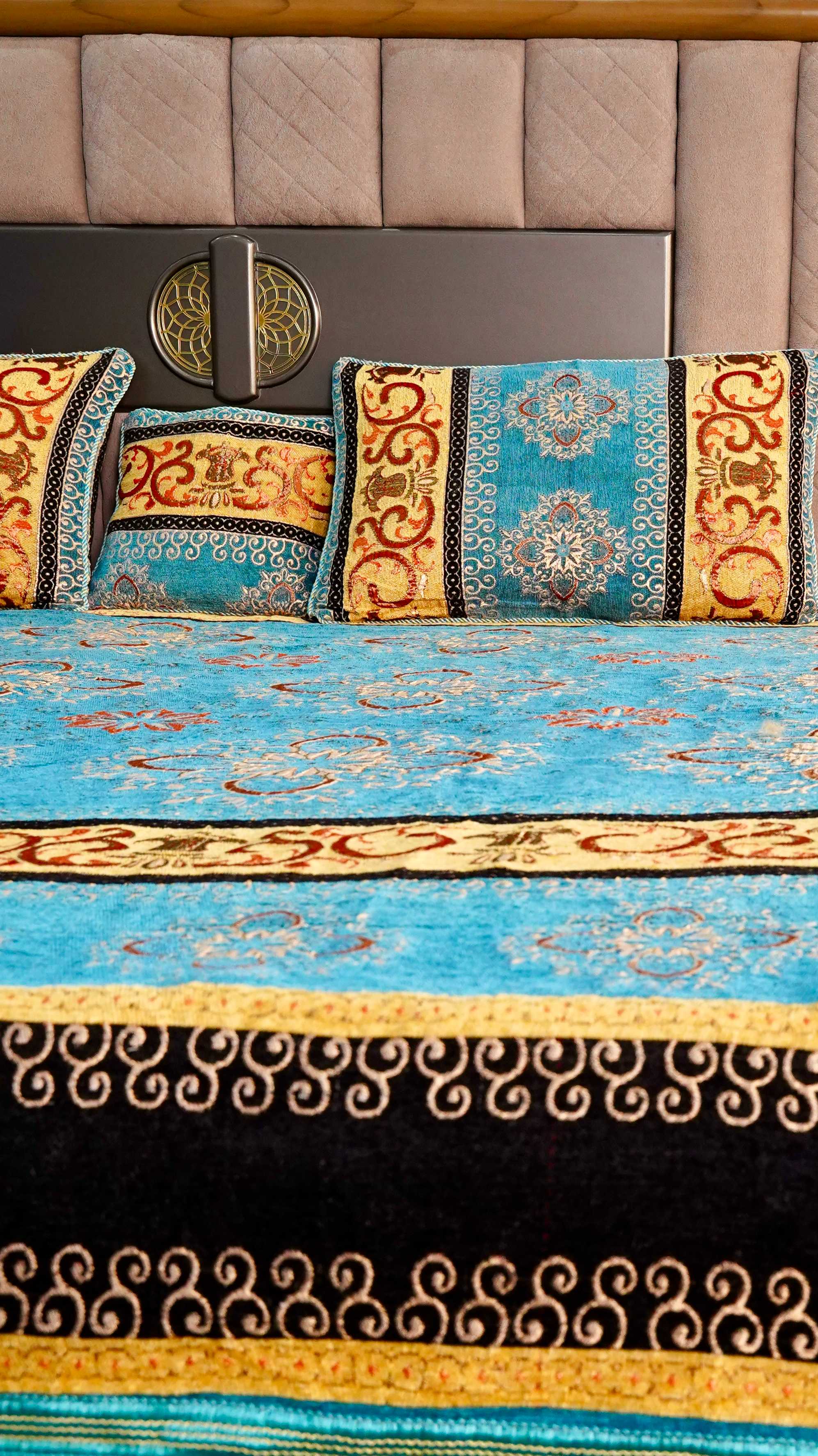 King Size 4pcs Luxury Velvet Bed Sheet