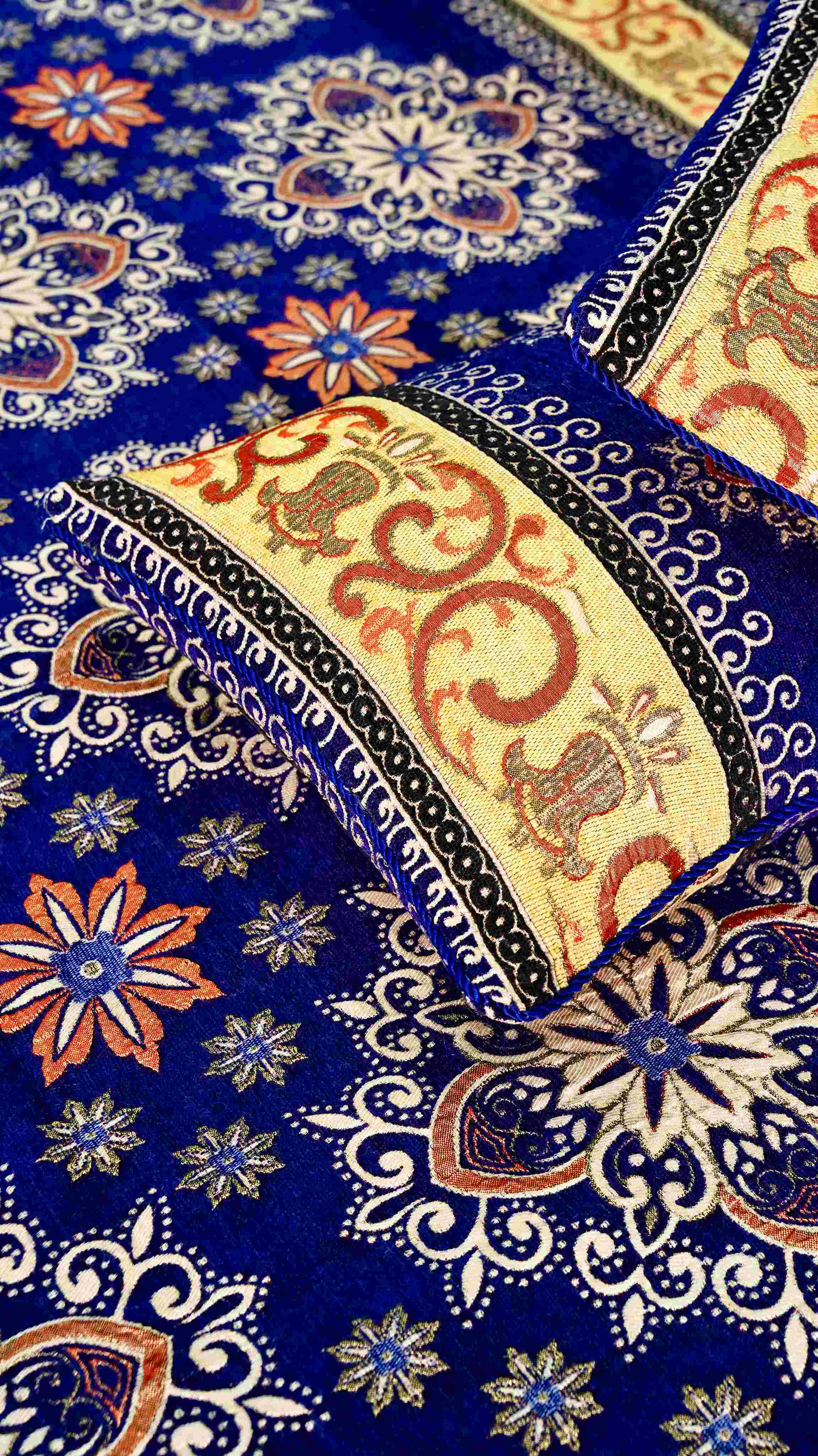 King Size 4pcs Luxury Velvet Bed Sheet